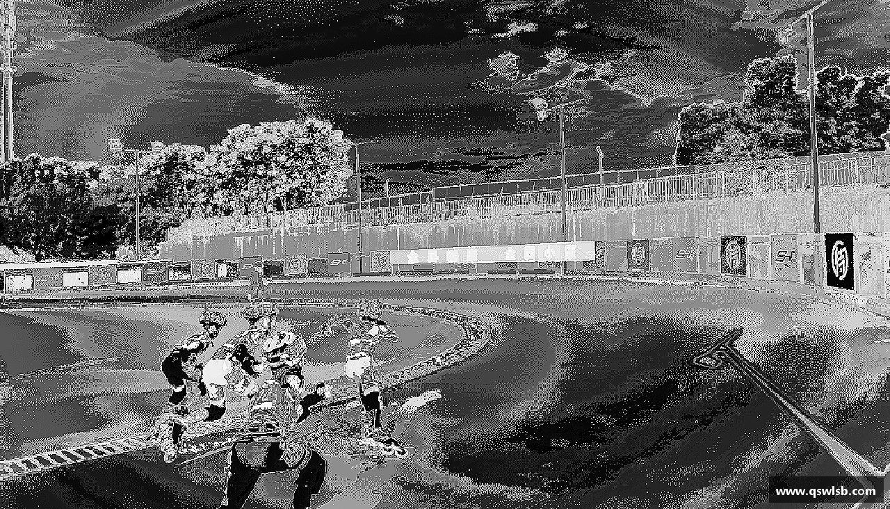 每一份汗水，都是荣誉的证明！